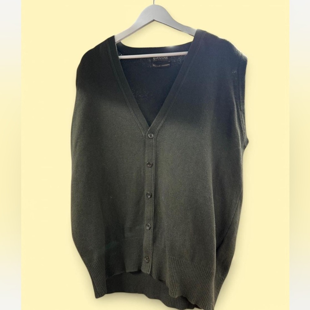 Vintage Barbour Cashmere Wooo Sweater Vest Men’s size Large Gray button up